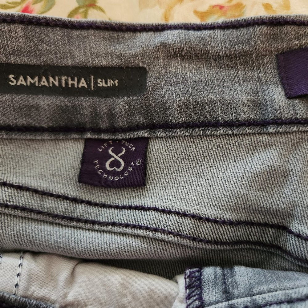 NYDJ SAMANTHA SLIM Straight Leg Jeans Light Wash Gray Size 14 32" Inseam Pockets - Picture 9 of 10